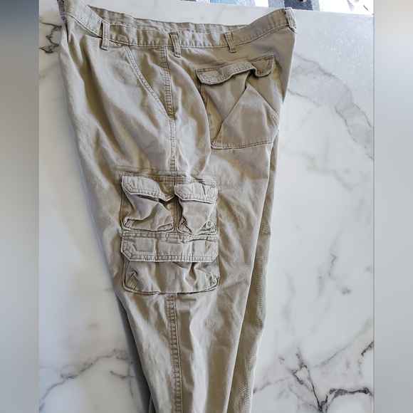Wrangler Men's Khaki Cargo Pants size 42 x 30 - Picture 4 of 14